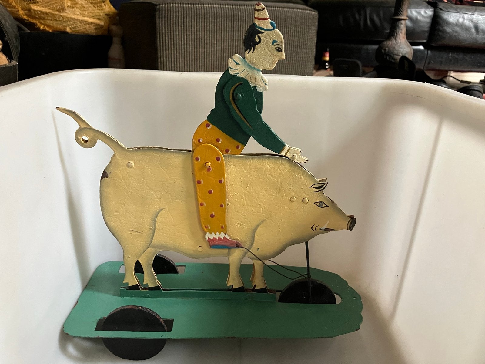 Vintage metalen speelgoed: clown op varken, Antiek en Kunst, Ophalen of Verzenden