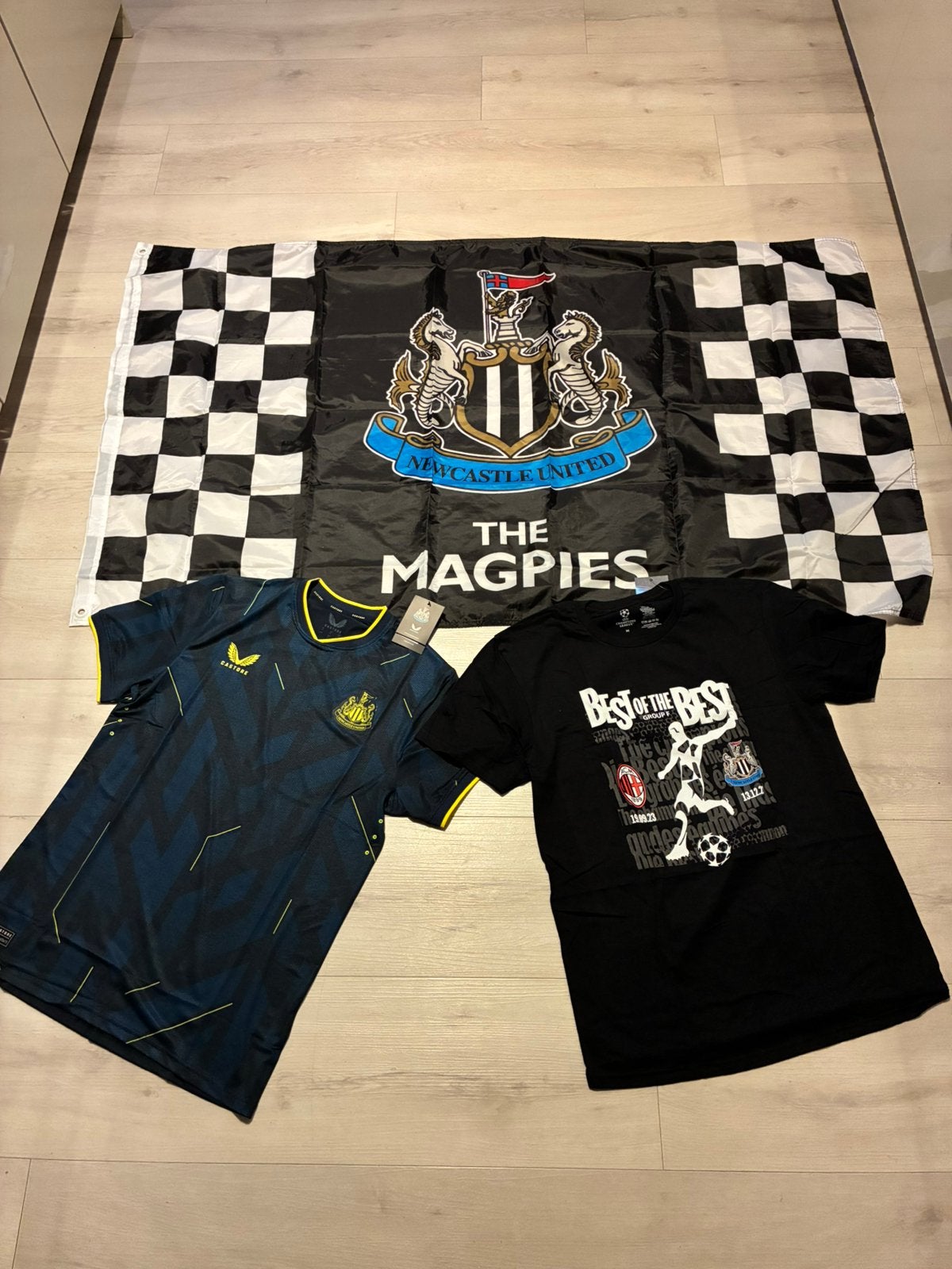 Newcastle United pakket maat M, Maat M, Ophalen of Verzenden, Nieuw, Shirt