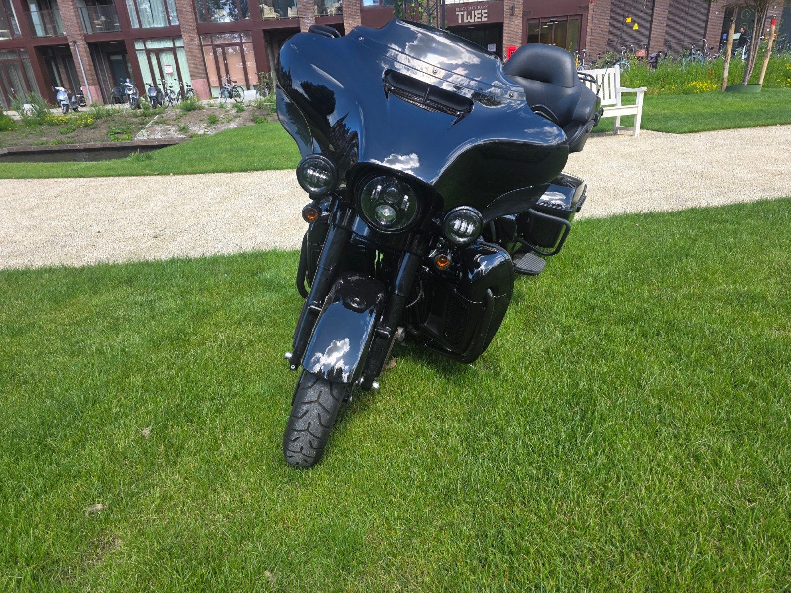 Harley-Davidson Street Glide Ultra trippel Black, Particulier