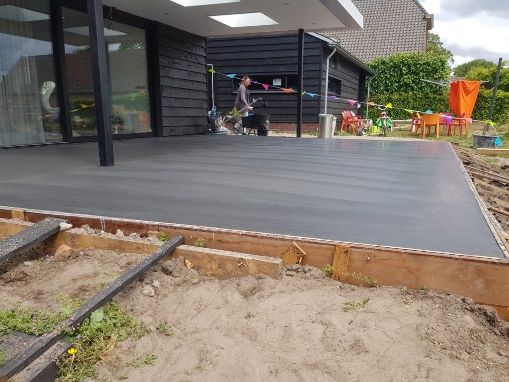 betonvloer gestort en gevlinderd!, Diensten en Vakmensen, Bestrating