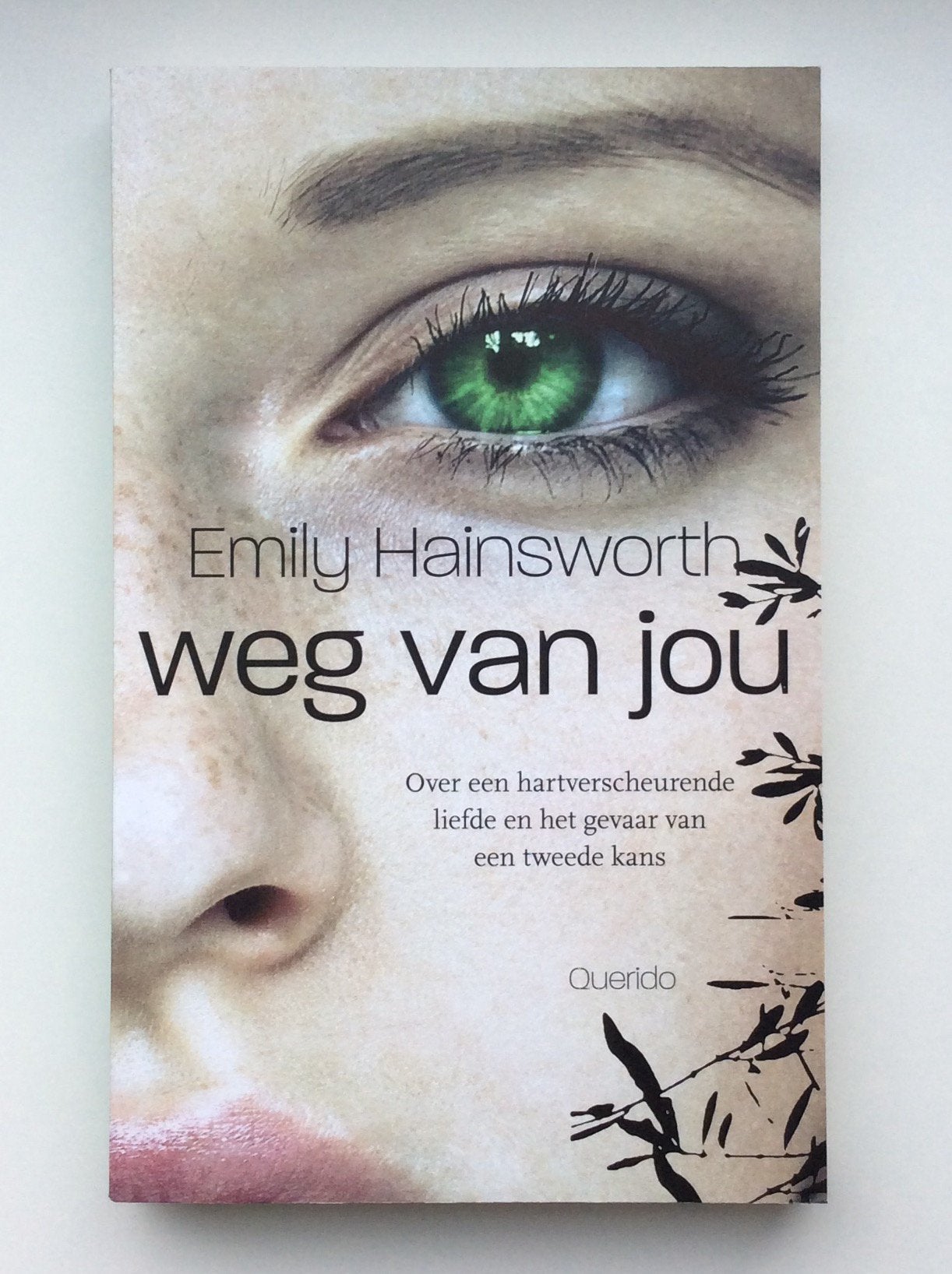 Weg van jou - Emily Hainsworth, Ophalen of Verzenden, Zo goed als nieuw