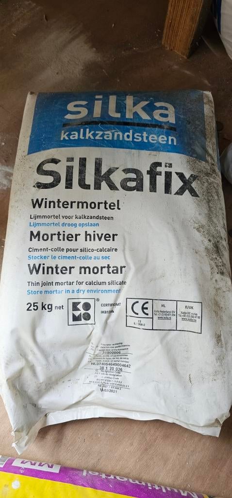 Silkafix, Ophalen