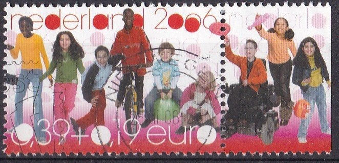 Kinderzegels veilig verder - gebruikt – NVPH 2445f tab, Ophalen of Verzenden, Na 1940, Gestempeld
