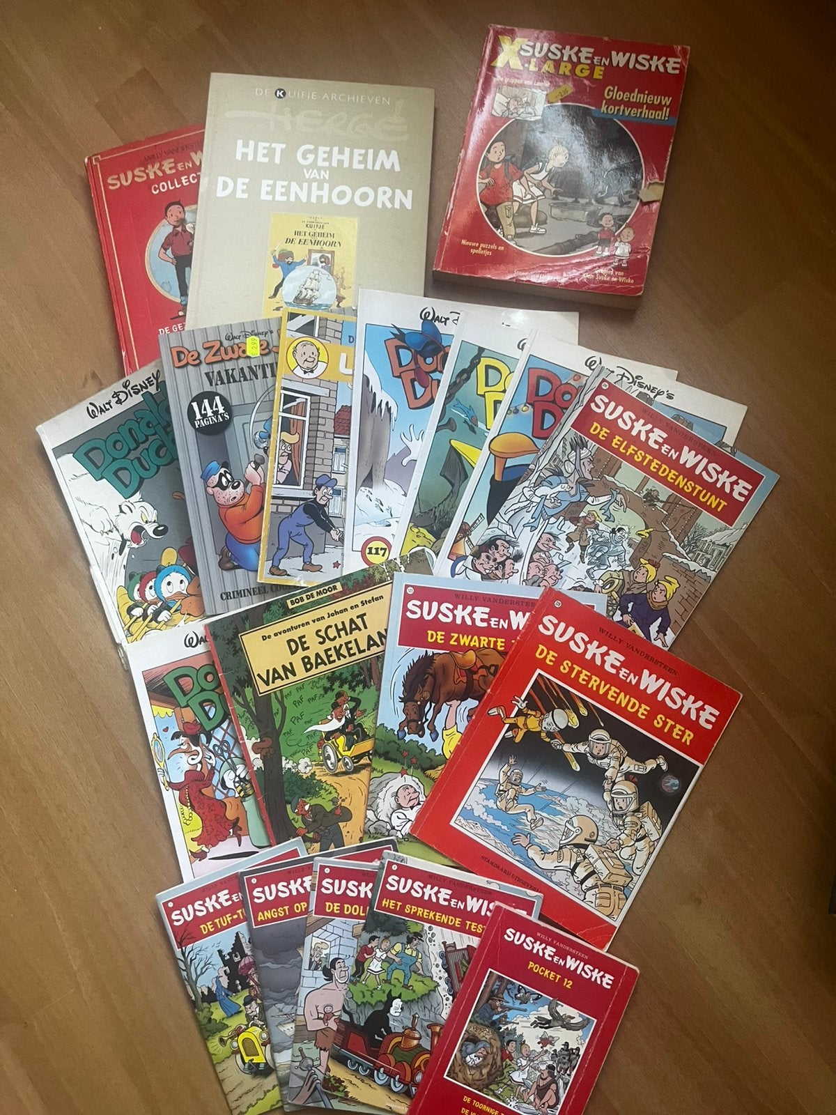 Stapel stripboeken( 19 stuks €5), Meerdere comics, Ophalen, Zo goed als nieuw, Europa
