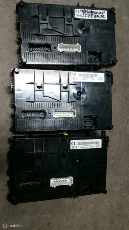 Zekeringskast clio 2uch 8200621762+8200234045+8200392704, Renault, Ophalen of Verzenden, Renault