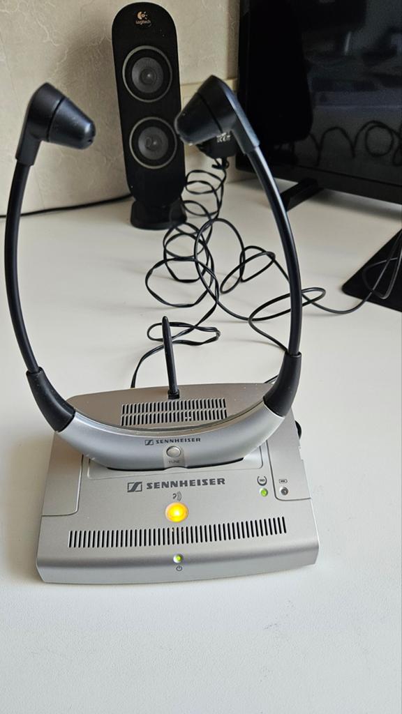 Sennheiser RS 4200 11, Ophalen of Verzenden, Zo goed als nieuw