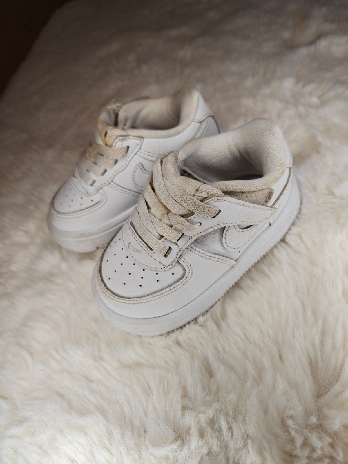 Nike Air Force 1 baby sneakers - Maat 21, Gebruikt, Jongen of Meisje, Schoenen, Ophalen of Verzenden