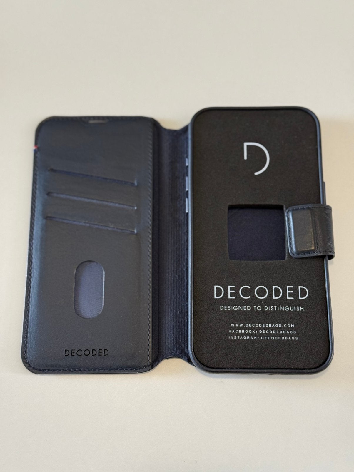 iPhone 16 Plus - Decoded Detachable Wallet, IPhone 16 Plus, Gebruikt, Overige merken, Blauw