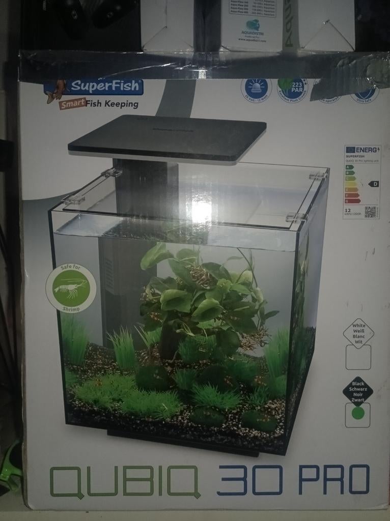 Qubiq 30 pro aquarium, Dieren en Toebehoren, Ophalen, Nieuw, Gevuld zoetwateraquarium