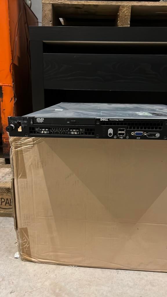 Dell poweredge r200, Ophalen of Verzenden, Gebruikt