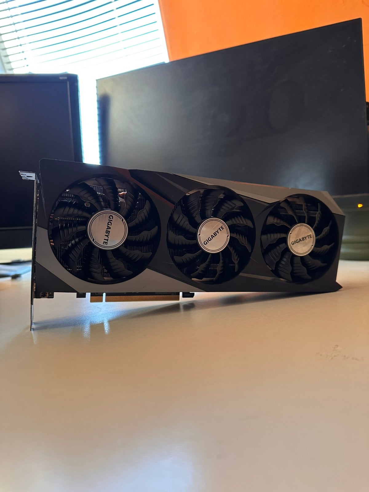 Gigabyte GeForce RTX 3070 Gaming OC 8G, Computers en Software, Videokaarten, Zo goed als nieuw, Nvidia, PCI-Express 4.0, GDDR6