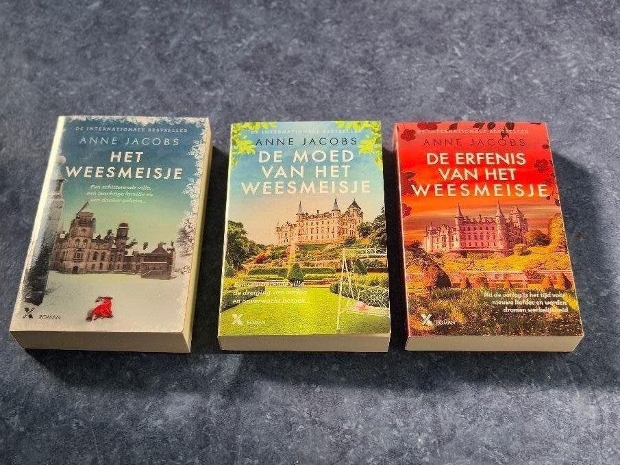 Het Weesmeisje deel 1,2 en 3, Boeken, Ophalen of Verzenden, Nieuw, Anne Jacobs, Nederland
