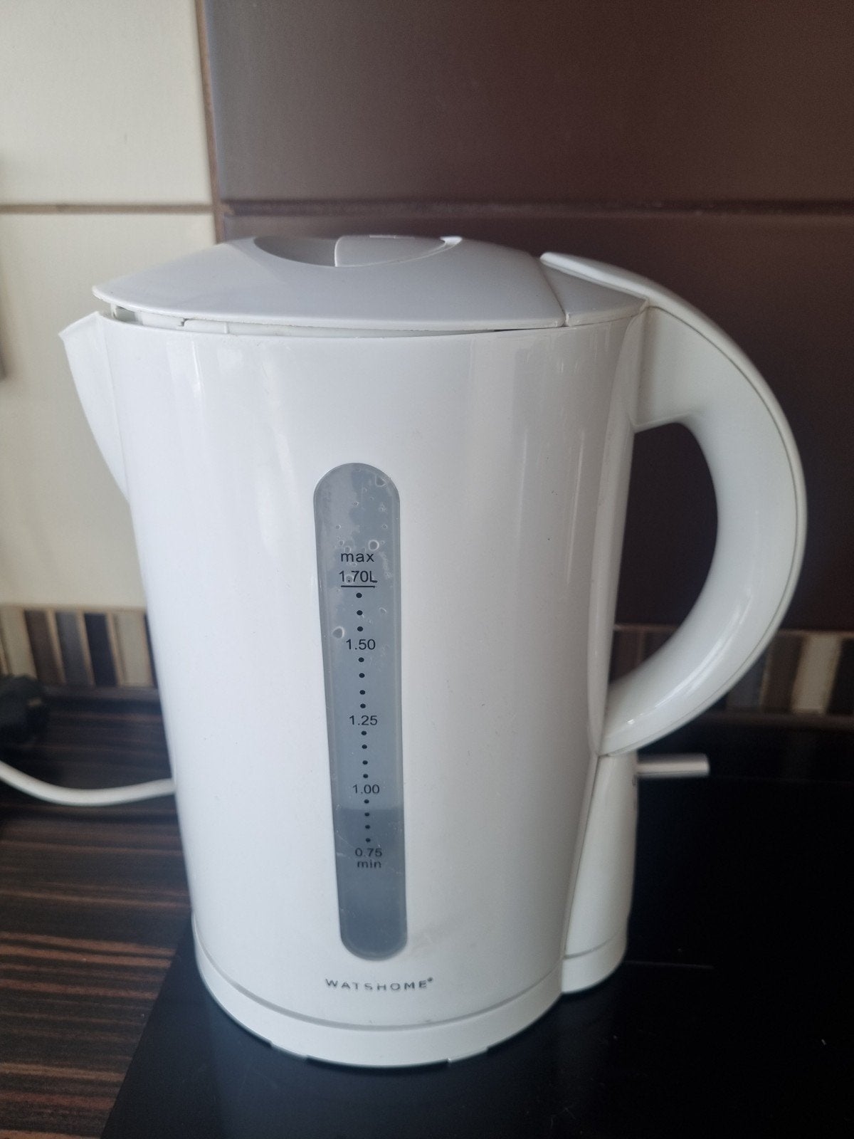 Witte waterkoker - 1.7L inhoud - WatsHome, 1 tot 2 liter, Ophalen of Verzenden, Gebruikt