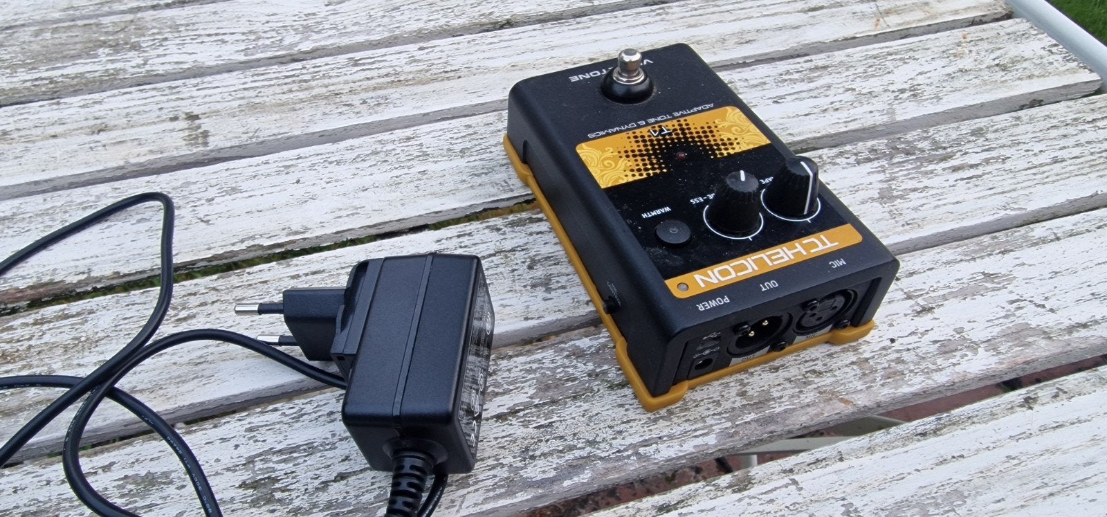 TC Helicon VoiceTone T1 Adaptive Tone & Dynamics, Ophalen of Verzenden, Gebruikt, Equalizer