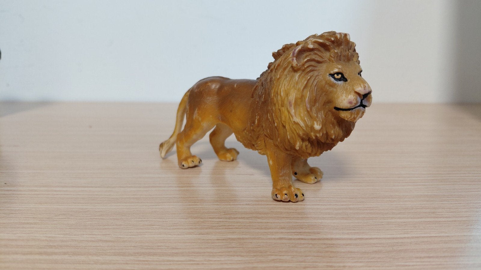 Schleich leeuw, Ophalen of Verzenden, Zo goed als nieuw, Paard, Beeldje of Figuurtje