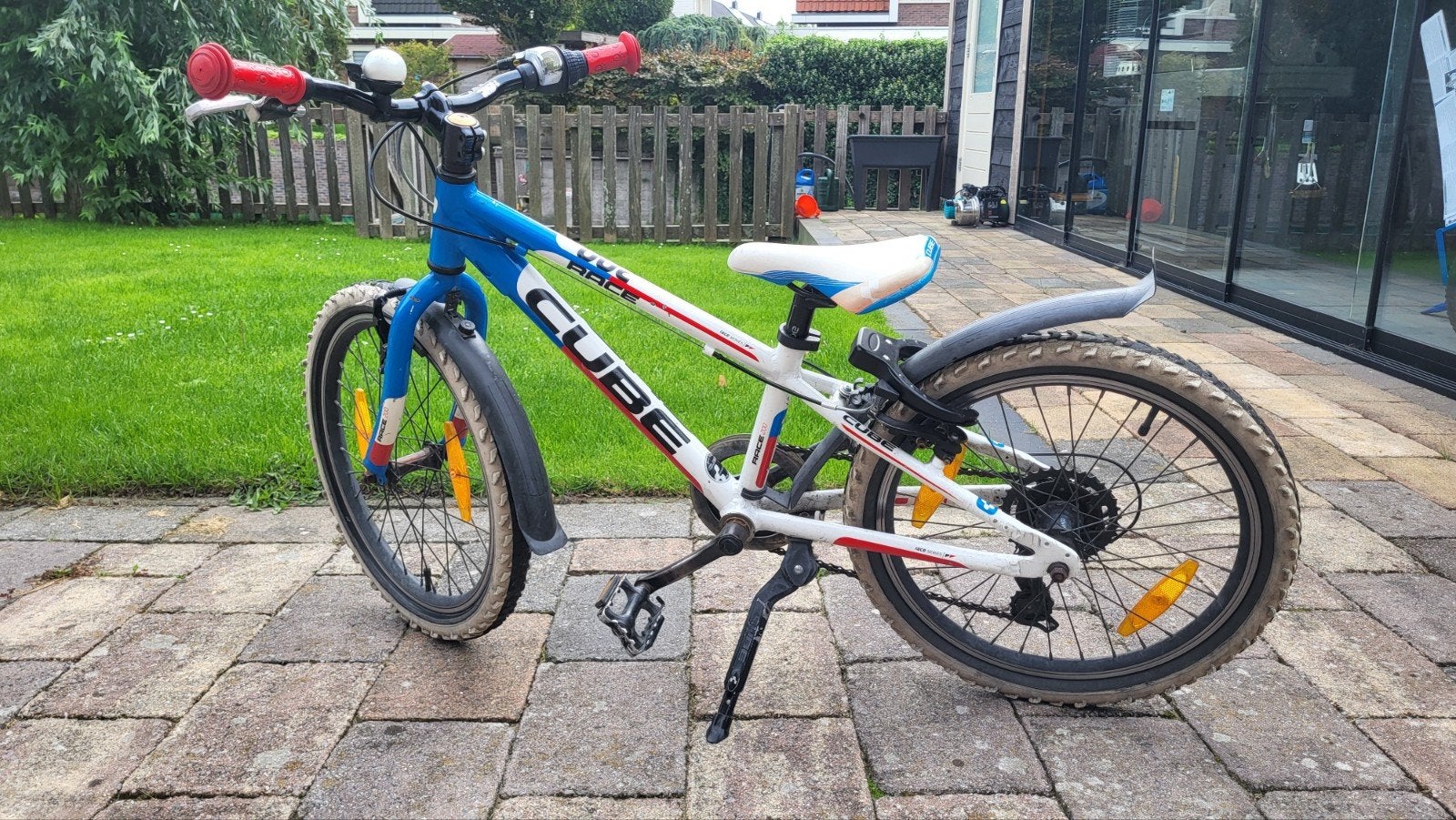 Cube Race 200 kinderfiets - Blauw/Wit - 20 inch, Fietsen en Brommers, Ophalen, 20 inch of meer, Gebruikt, Cube