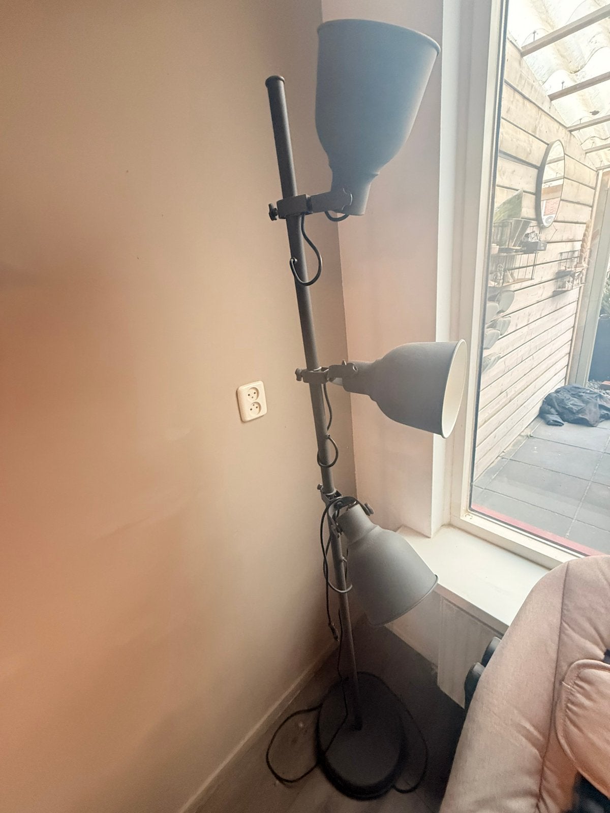 2x Hektar Lamp IKEA in nieuwstaat, Huis en Inrichting, Lampen | Vloerlampen, Ophalen, E14 (klein), Zo goed als nieuw, Metaal