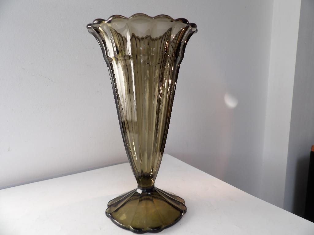 Art Deco Zeer grote Vaas Boheems, Groen/Fumee, Antiek en Kunst, Antiek | Vazen, Ophalen of Verzenden