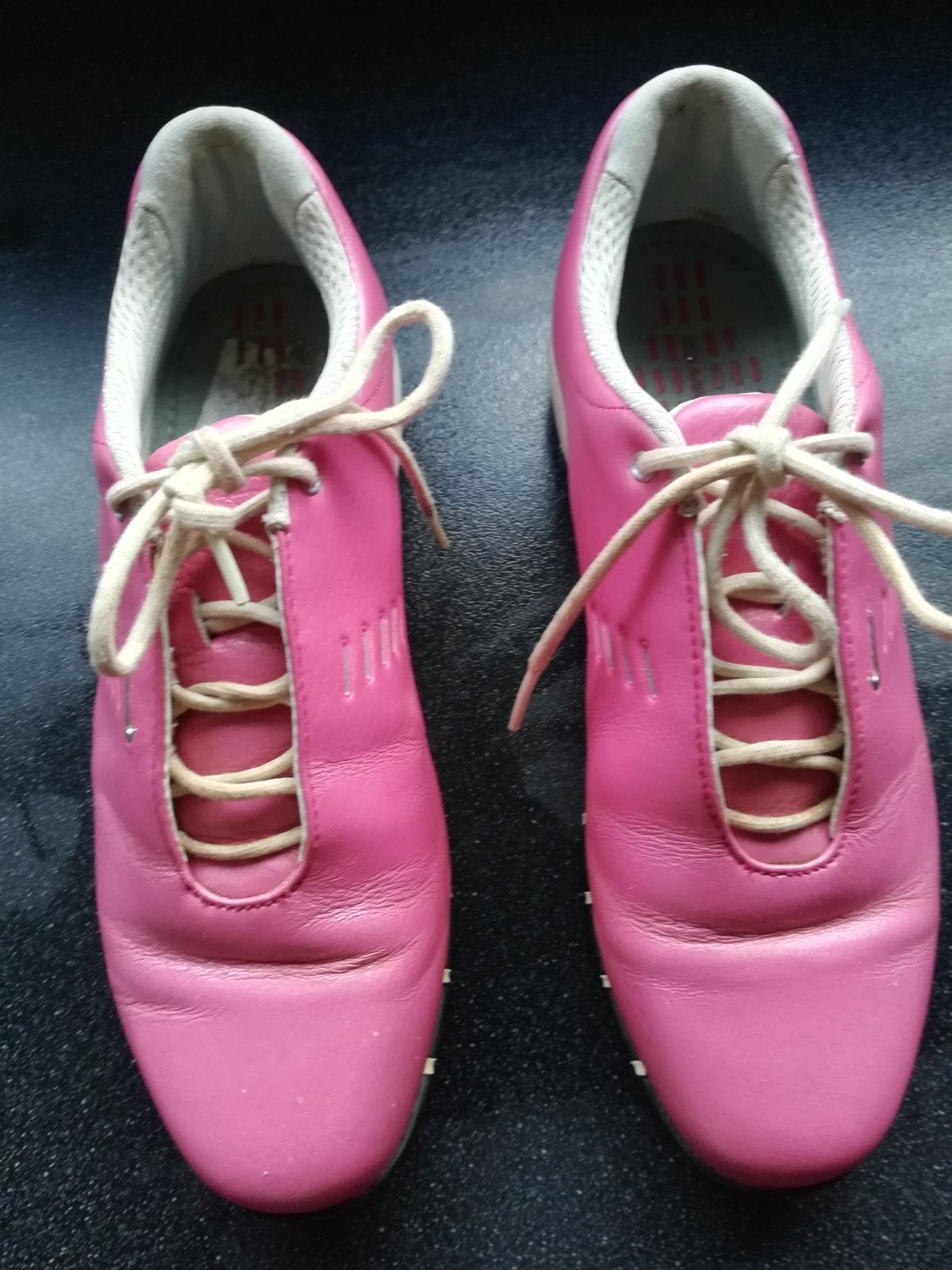 Roze Nike Golfschoenen - Maat 37.5, Kleding | Dames, Schoenen, Ophalen of Verzenden, Gedragen, Roze, Sportschoenen
