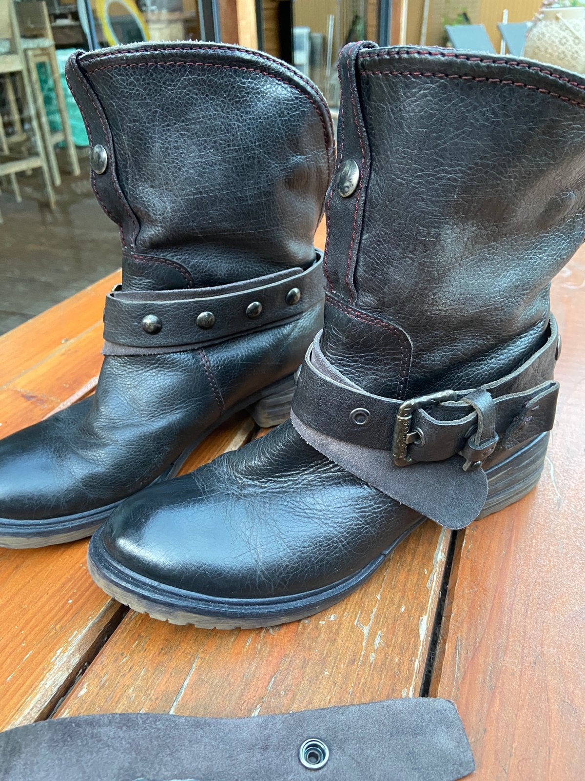 Leren laarsje, Kleding | Dames, Schoenen, Zwart, Lage of Enkellaarzen, Ophalen of Verzenden, Gedragen