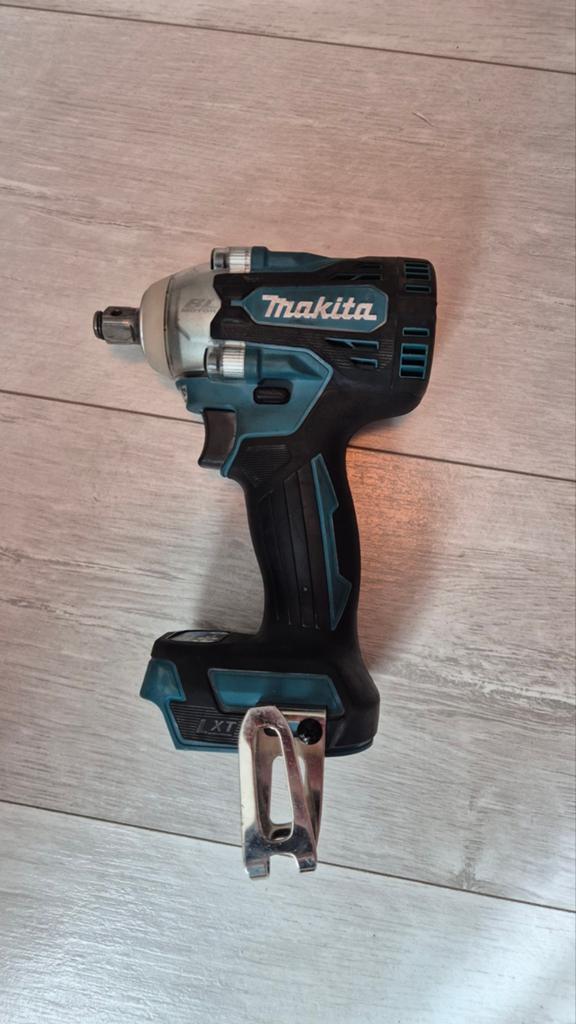 Makita DTW300 slagmoersleutel 1/2 inch accutol, Ophalen of Verzenden, Gebruikt, Overige typen