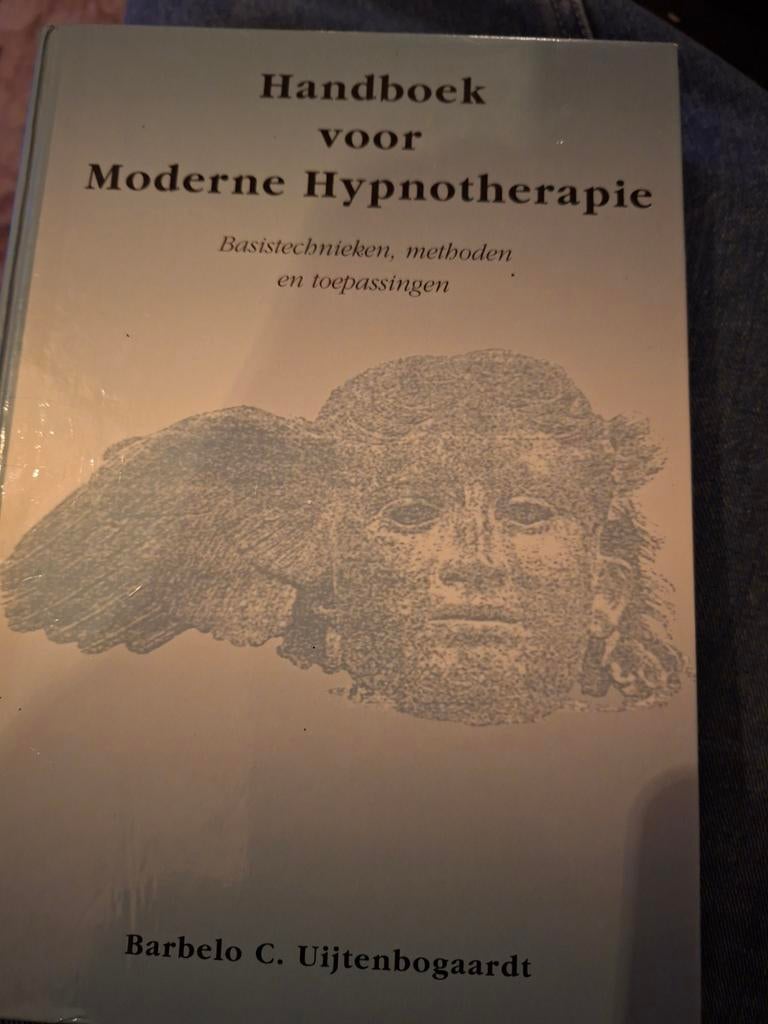 B. Uijtenbogaardt - Handboek voor moderne hypnotherapie, Ophalen of Verzenden, Zo goed als nieuw, Ontwikkelingspsychologie, B. Uijtenbogaardt