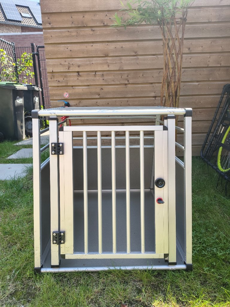Car cage dog, Ophalen, Zo goed als nieuw