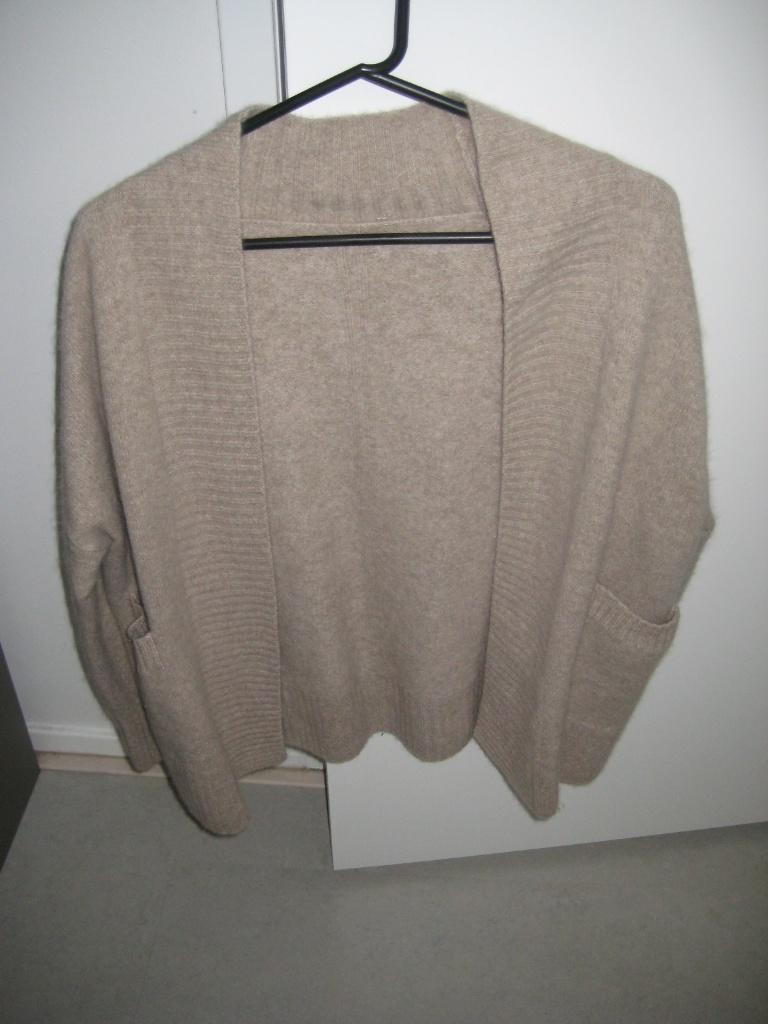 FFC, Ophalen of Verzenden, Zo goed als nieuw, Maat 38/40 (M), Beige