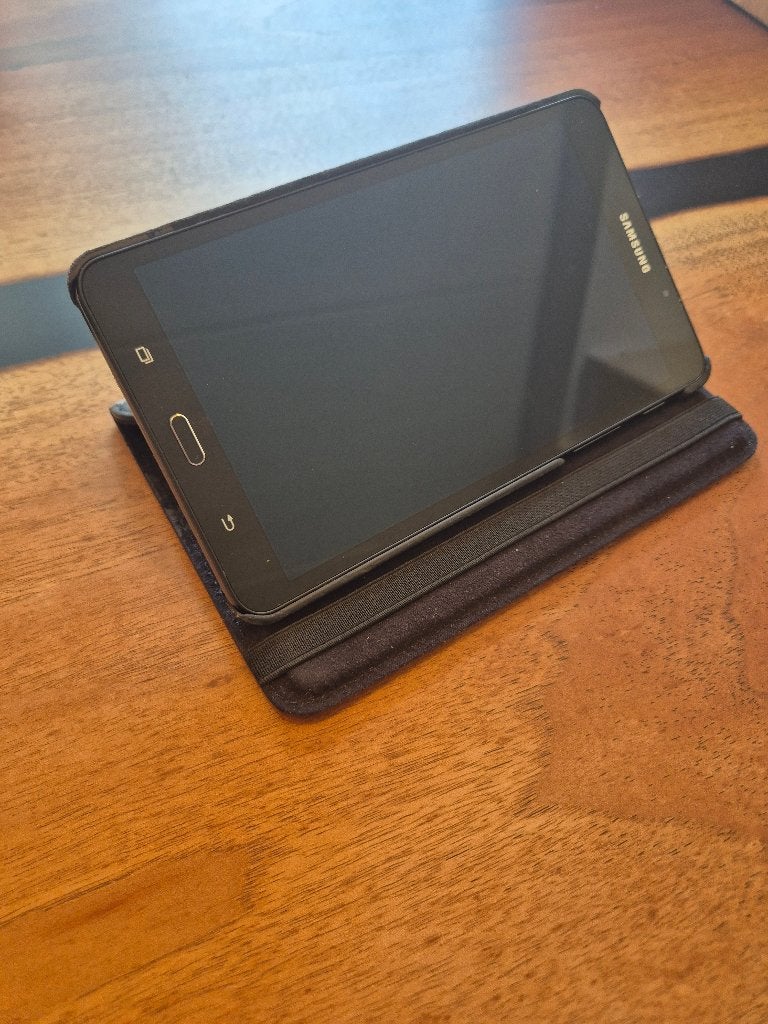 Samsung Galaxy Tab A SM-T280 7" Wi-Fi Tablet zwart, Computers en Software, Android Tablets, Ophalen, Uitbreidbaar geheugen, Zo goed als nieuw