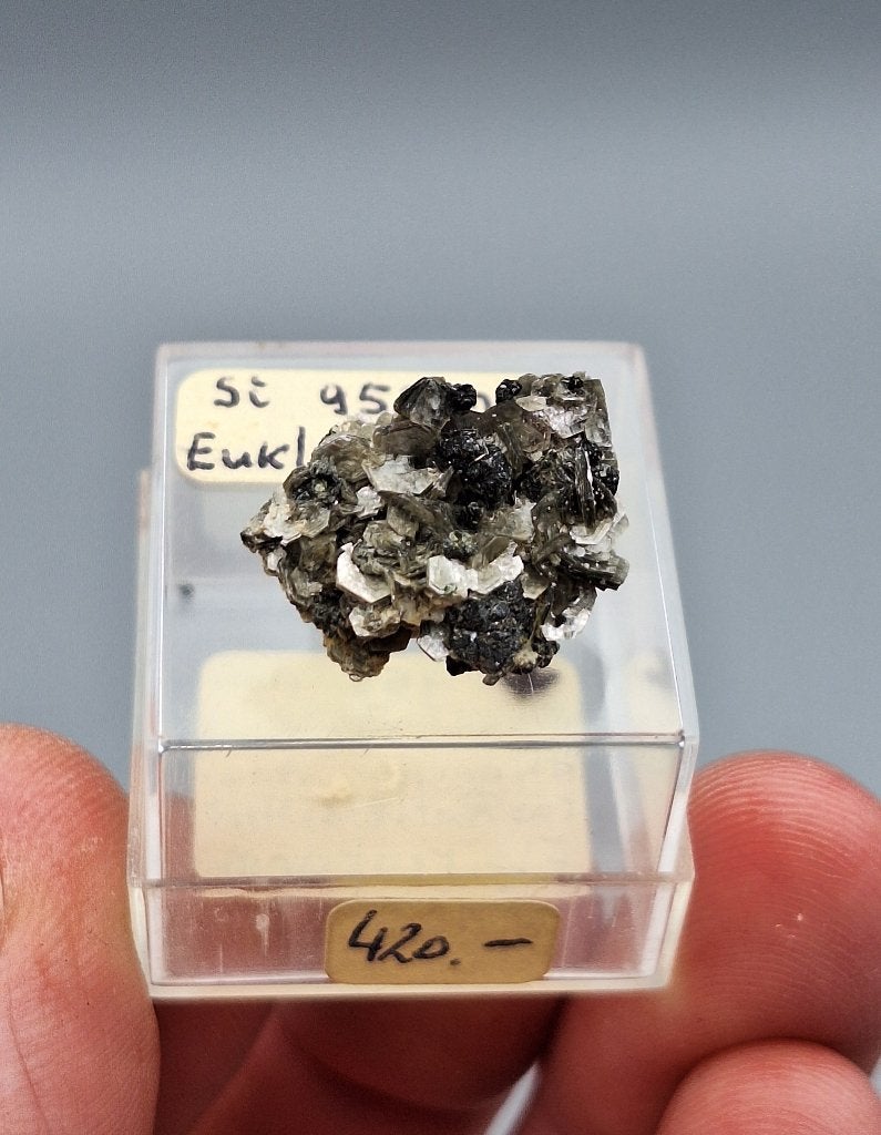Euclaas, Muscoviet, ea - Floitenturm, Mayrhofen, Oostenrijk, Ophalen of Verzenden, Mineraal