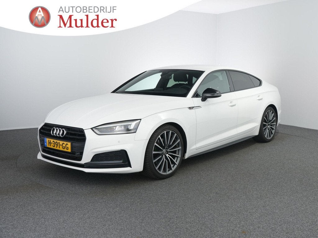 Audi A5 Sportback 35 TFSI Sport S-line black edition | Sport, Auto's, Gebruikt, 4 cilinders, Leder en Stof, Wit