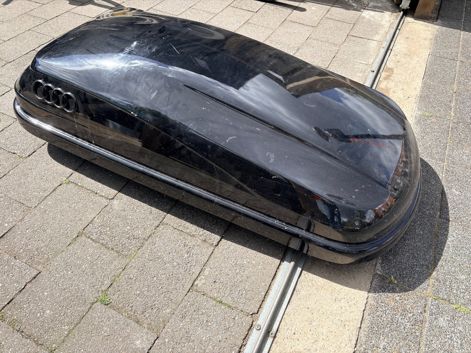 Dakkoffer Halfords Travelbox 3.0 EF met Audi logo, Ophalen, Gebruikt