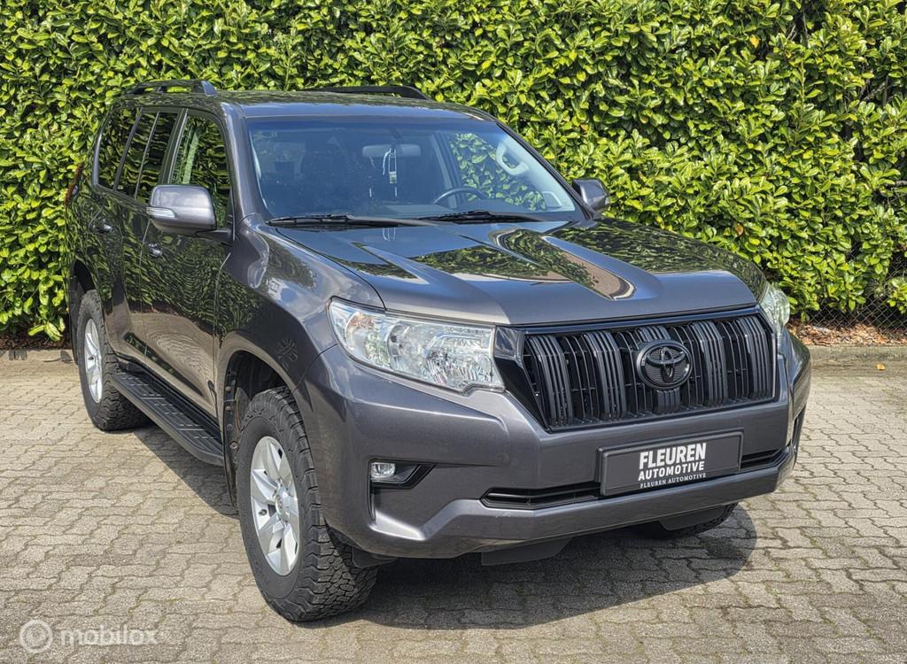 Toyota LandCruiser 2.8 D-4D|Marge|Grijs Kenteken|Leder|Keyle, Auto's, Gebruikt, 4 cilinders, Automatische klimaatregeling, 7 stoelen