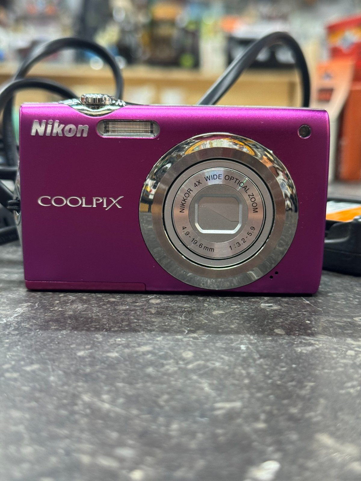 Mooie Nikon Coolpix S3000 paars, Ophalen, Zo goed als nieuw, Nikon, 8 keer of meer