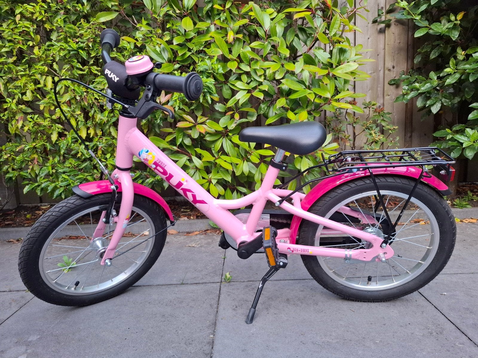 Roze fiets 16 inch, Ophalen, Terugtraprem, Puky, Zo goed als nieuw