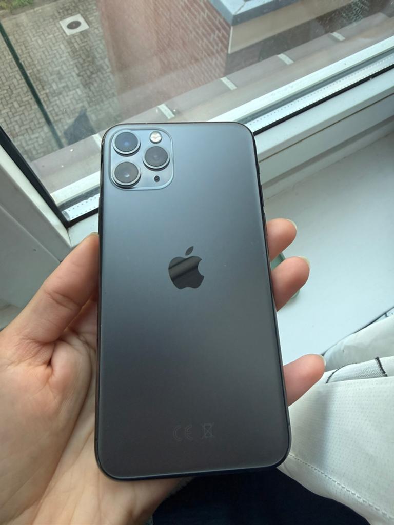 Iphone 11 pro, Telecommunicatie, Mobiele telefoons | Apple iPhone, Zwart, Ophalen of Verzenden, Zo goed als nieuw, 64 GB