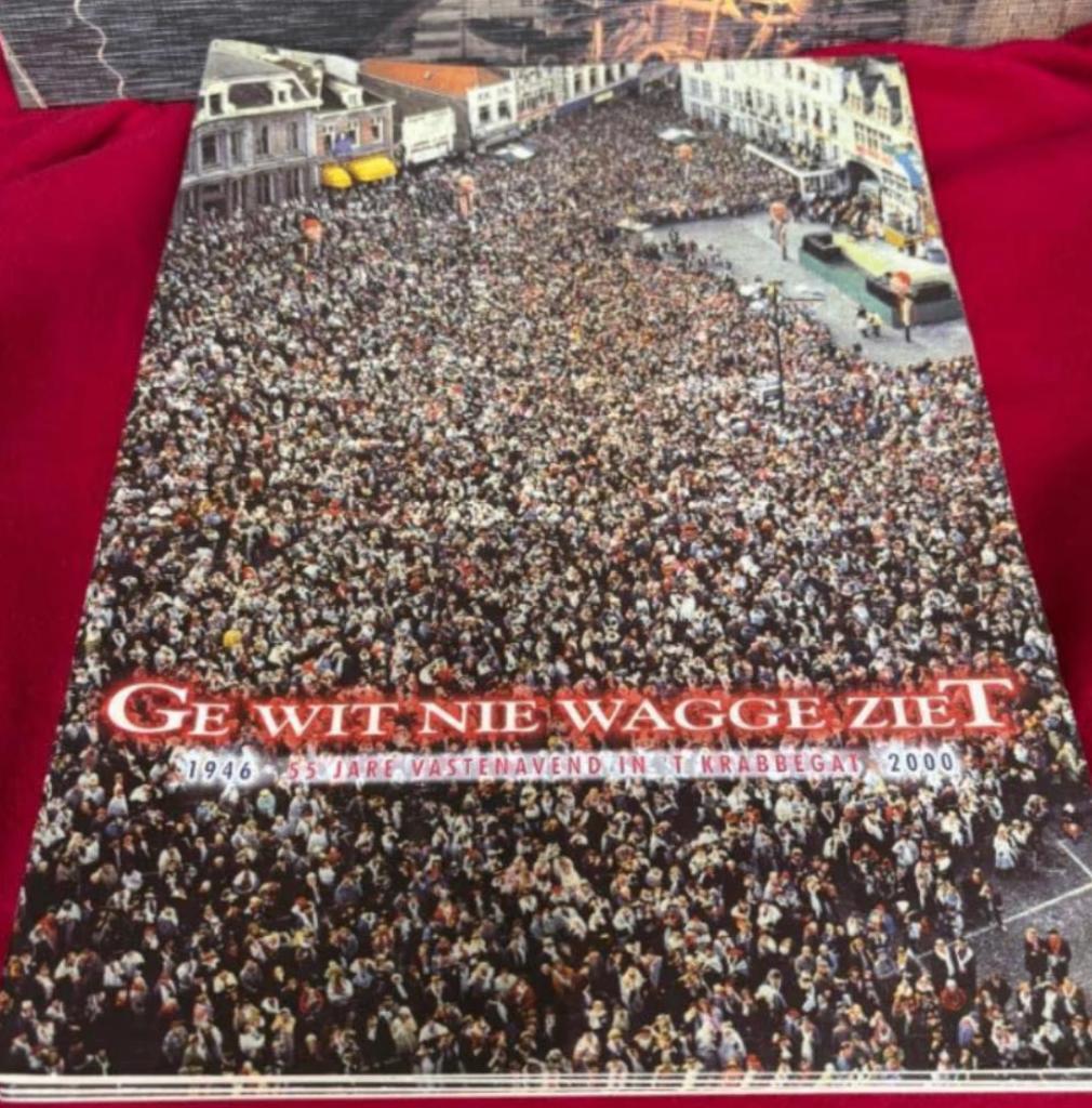5 X 11 Vastenavend Krabbegat WE WIT NIE WAGGE ZIET, Ophalen of Verzenden, Nieuw, Krant