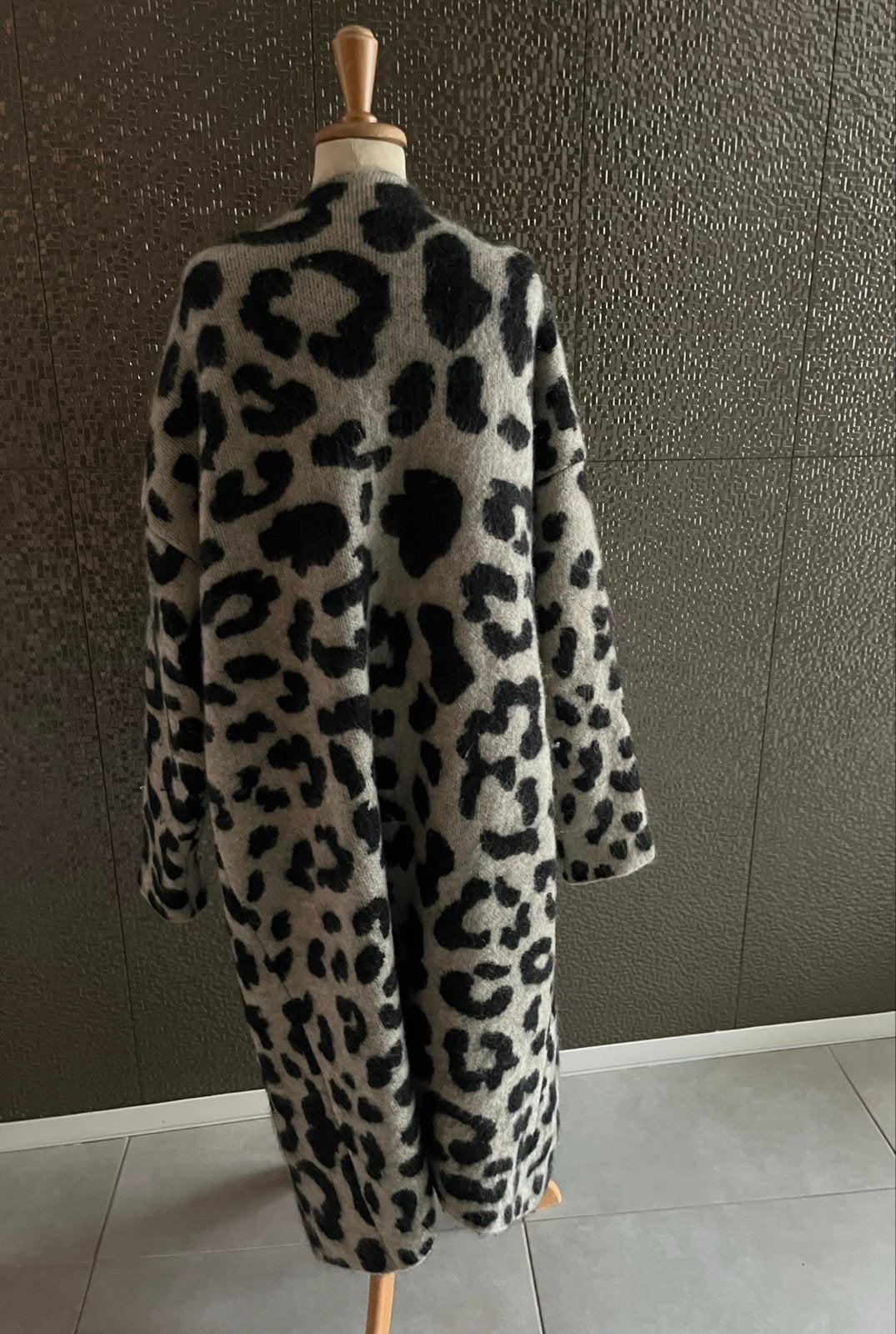 Ragdoll wollen vest jas met luipaardprint, Ophalen of Verzenden, Zo goed als nieuw, Maat 42/44 (L), Meerkleurig