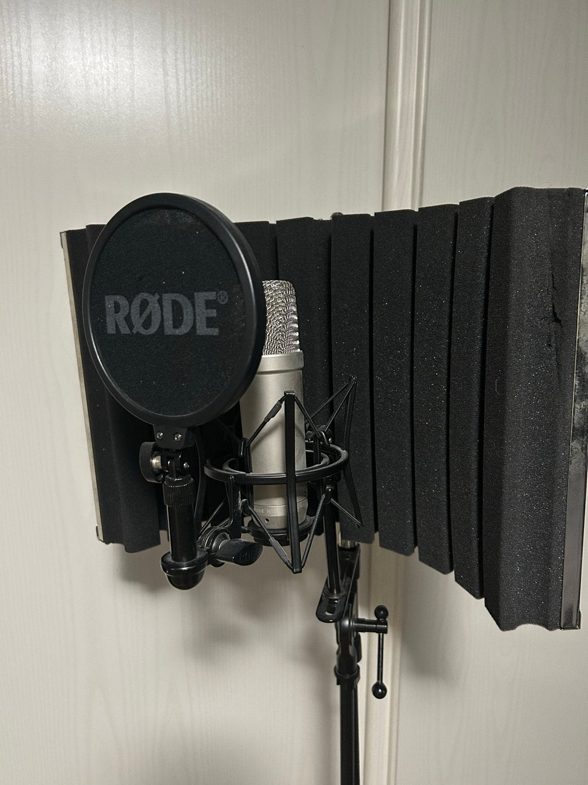 Rode NT1-A Studiomicrofoon met Devine RF 20 en standaard, Muziek en Instrumenten, Microfoons, Ophalen of Verzenden, Zo goed als nieuw