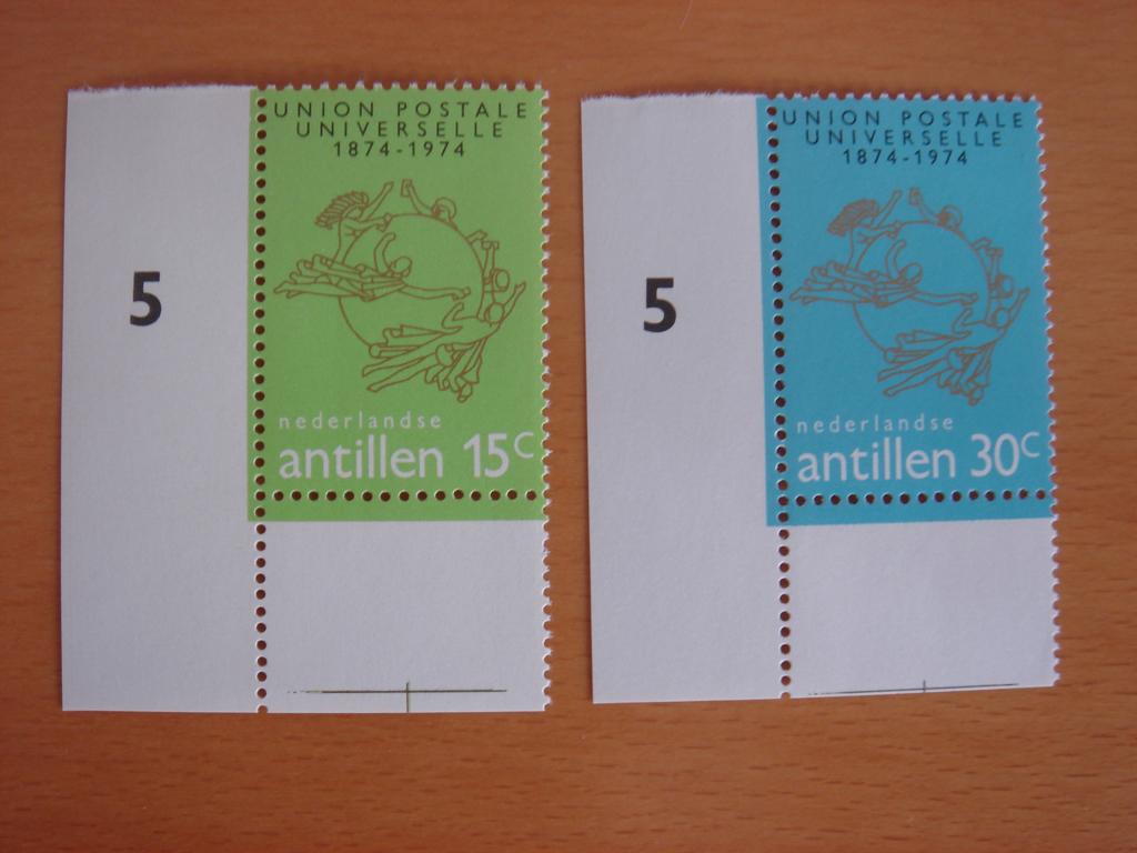 Ned. Antillen 1974 NVPH 495 en 496 100 jaar UPU, Postzegels en Munten, Postzegels | Nederlandse Antillen en Aruba, Ophalen of Verzenden