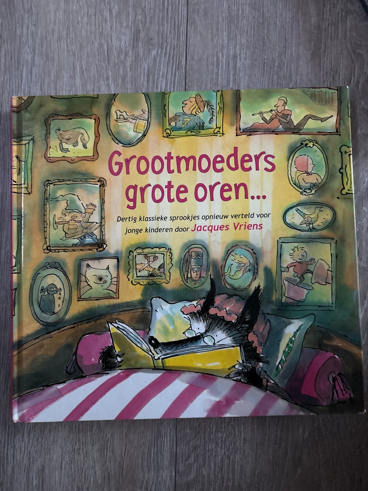 Grootmoeders grote oren - Jacques Vriens (sprookjes), Boeken, Ophalen of Verzenden, Gelezen