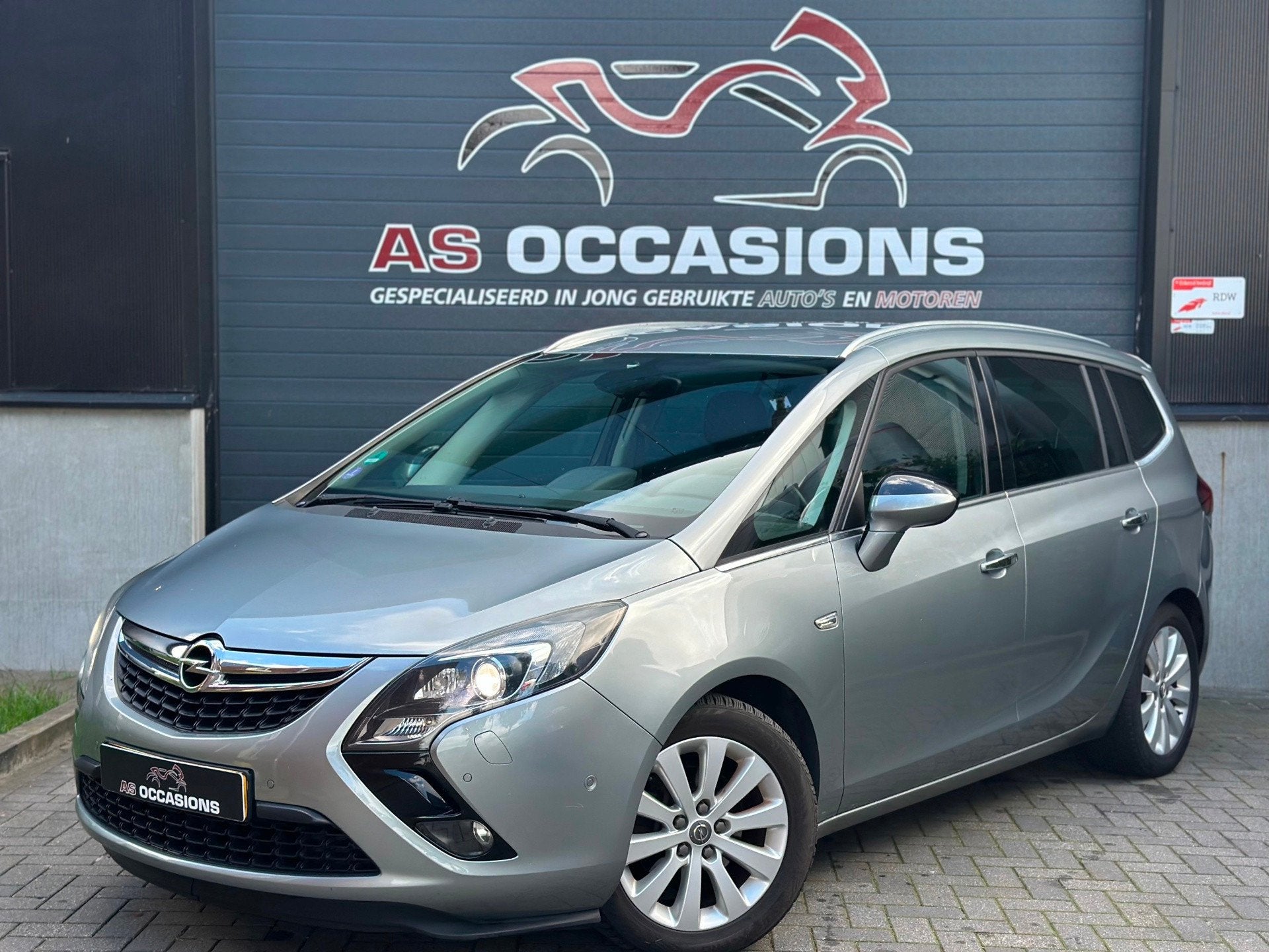 Opel Zafira Tourer 1.4 5P - Stoel & Stuurvw - CAM - Nwe Kett, Auto's, Euro 5, Gebruikt, 4 cilinders, Bedrijf