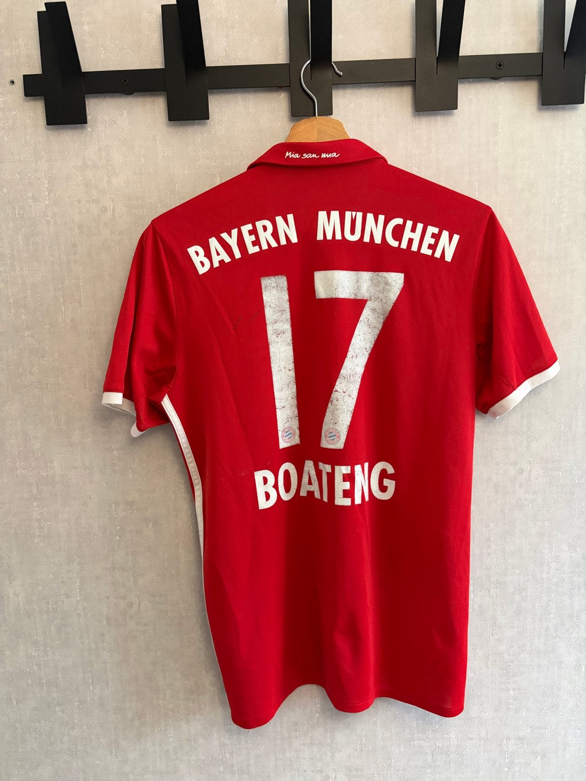 FC Bayern München Thuisshirt 2016/2017 Boateng #17 Maat S, Maat S, Verzenden, Gebruikt, Shirt