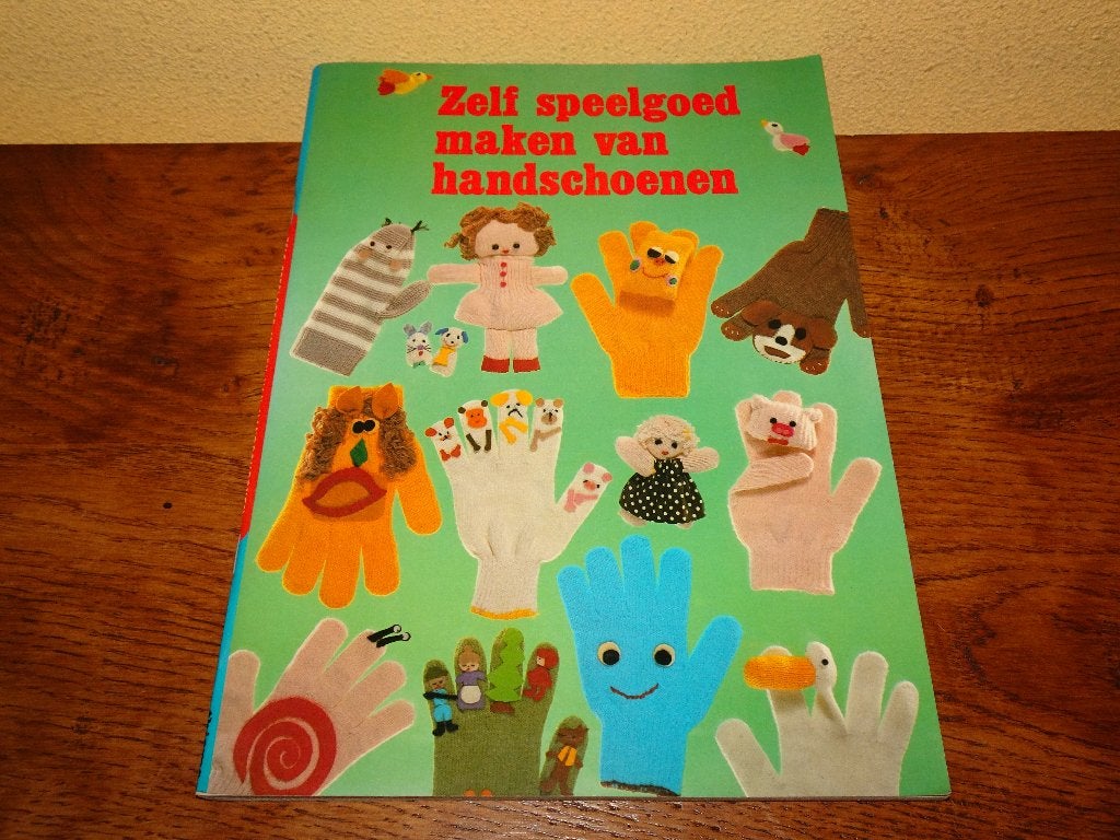 Miyako Suzuki: Zelf speelgoed maken van handschoenen, Ophalen of Verzenden, Zo goed als nieuw, Overige onderwerpen