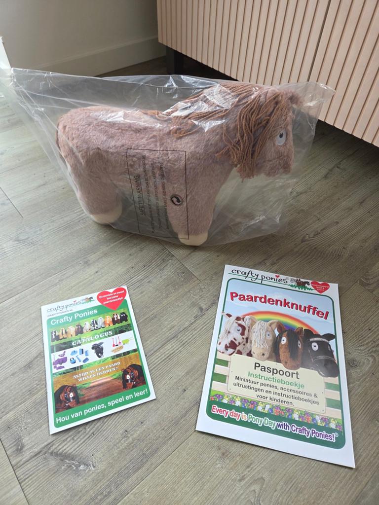 Crafty pony Roan 48 cm nieuw in verpakking, Ophalen of Verzenden, Nieuw, Paard