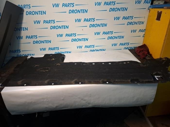 Beschermplaat bodem van een Alfa Romeo Stelvio, Gebruikt, -, Verzenden, -
