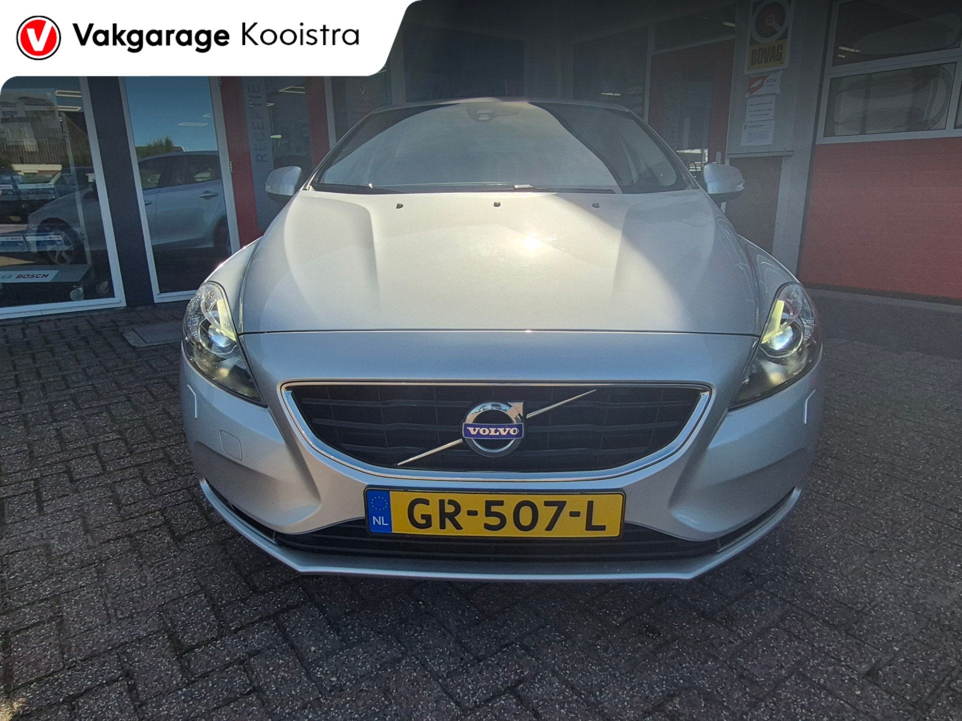 Volvo V40 1.6 T2 Summum|Navi|Cruise, Auto's, Stof, Gebruikt, Zwart, 4 cilinders