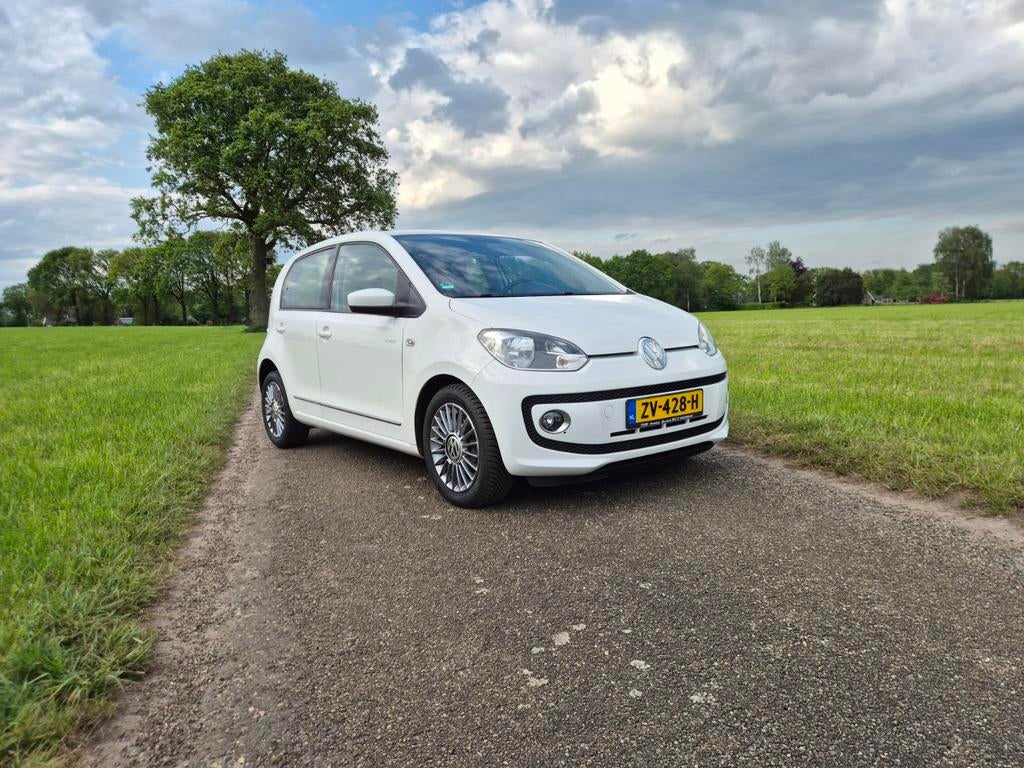 Volkswagen up! 1.0 44KW/60PK 5-DRS 2014 Wit, Auto's, Volkswagen, Voorwielaandrijving, Stof, 840 kg, 4 stoelen
