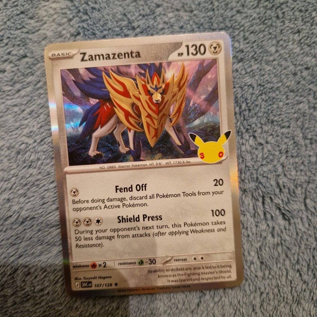 Zamazenta 107/128 Pokémon 30th Celebration holo, Ophalen of Verzenden, Zo goed als nieuw, Losse kaart, Foil