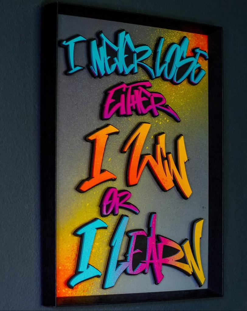 Graffiti Kunstwerk: 'I Never Lose' - Uniek en Handgemaakt, Wandsculptuur, Hout, Meerkleurig, Nieuw